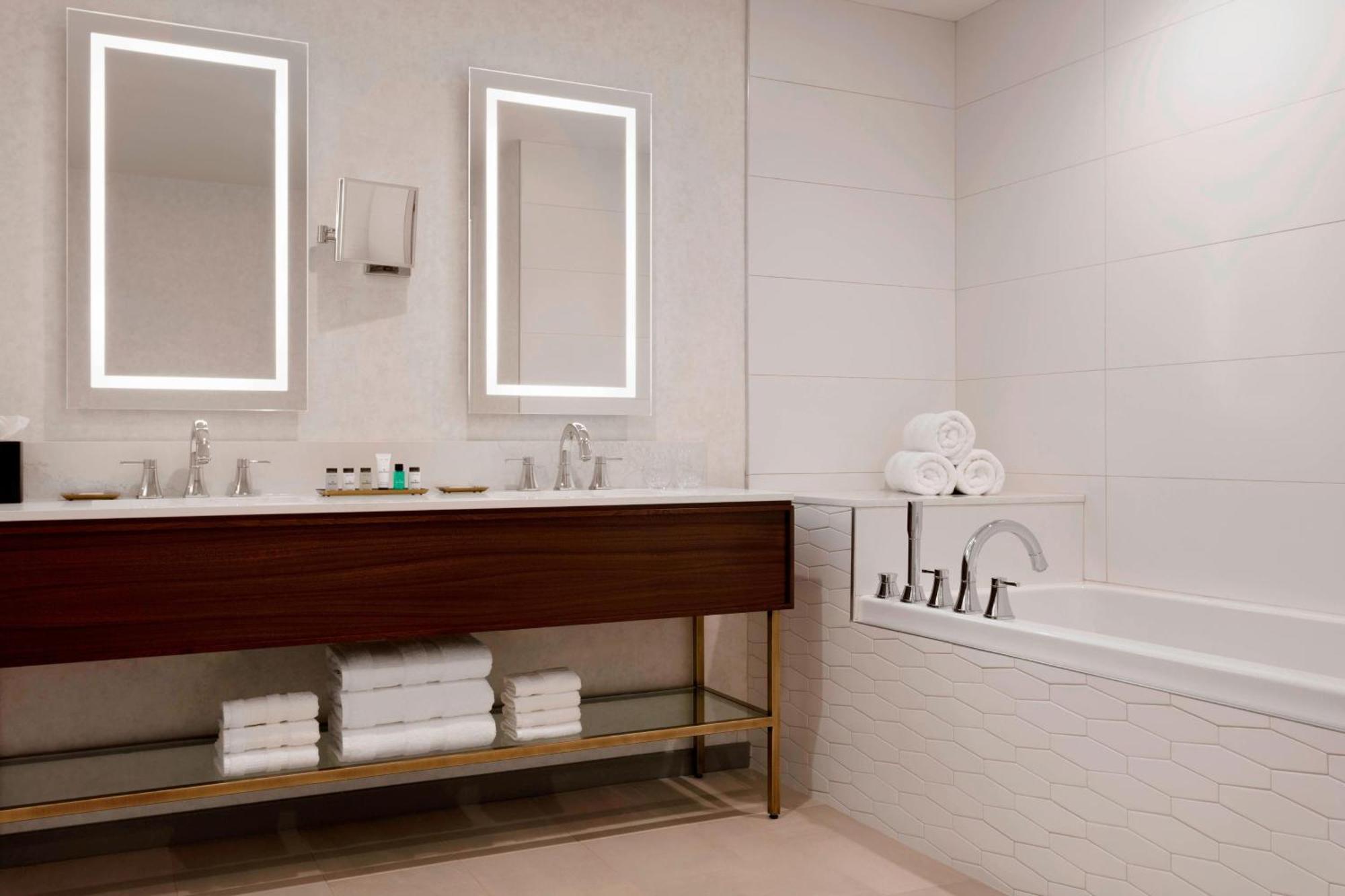 Sheraton Saint-Hyacinthe Hotel Ngoại thất bức ảnh